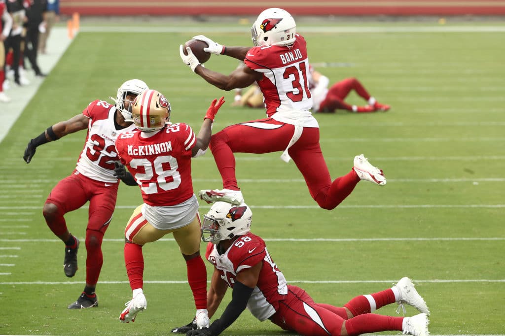 <b>Arizona Cardinals | victoria vs San Francisco 24-20</b>
<br>A pesar de ser un partido cerrado, los Cardinals lograron sacarle el partido a los finalistas del Super Bowl del año pasado. Cuentan con un trío de receptores formado por DeAndre Hopkins, Larry Fitzgerald y Christian Kirk que pueden dar gratas sorpresas esta temporada.