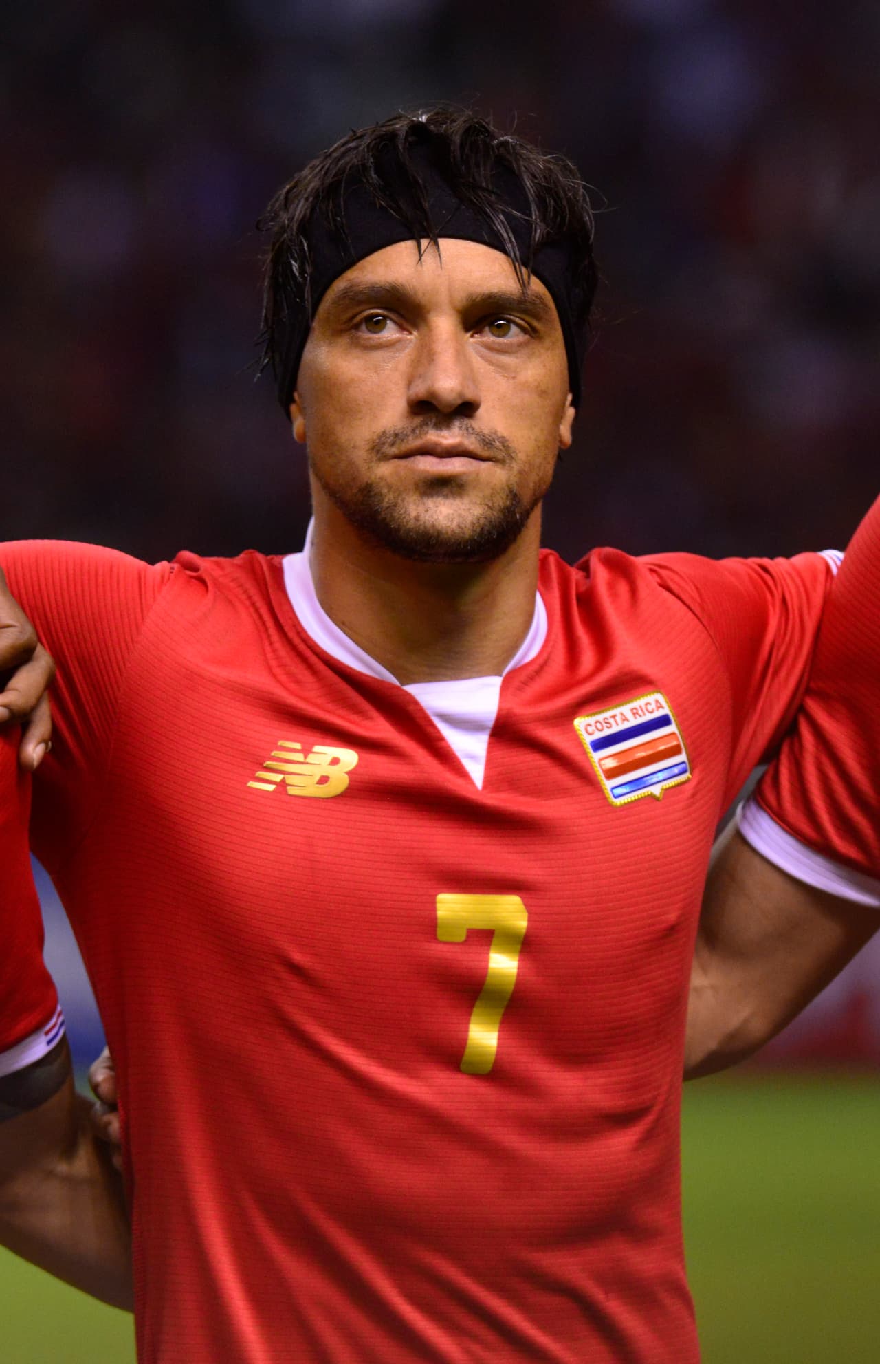 Christian Bolaños. Posición: Mediocampista. Edad: 30 años. Club: Vancouver Whitecaps (MLS). Veces Seleccionado: 60. Descripción: Bolaños ha sido dos veces mundialista con Costa Rica (2006 y 2014) y ha jugado en clubes de Noruega, Dinamarca y Qatar. Hasta el momento suma cinco goles con la Selección de Costa Rica.