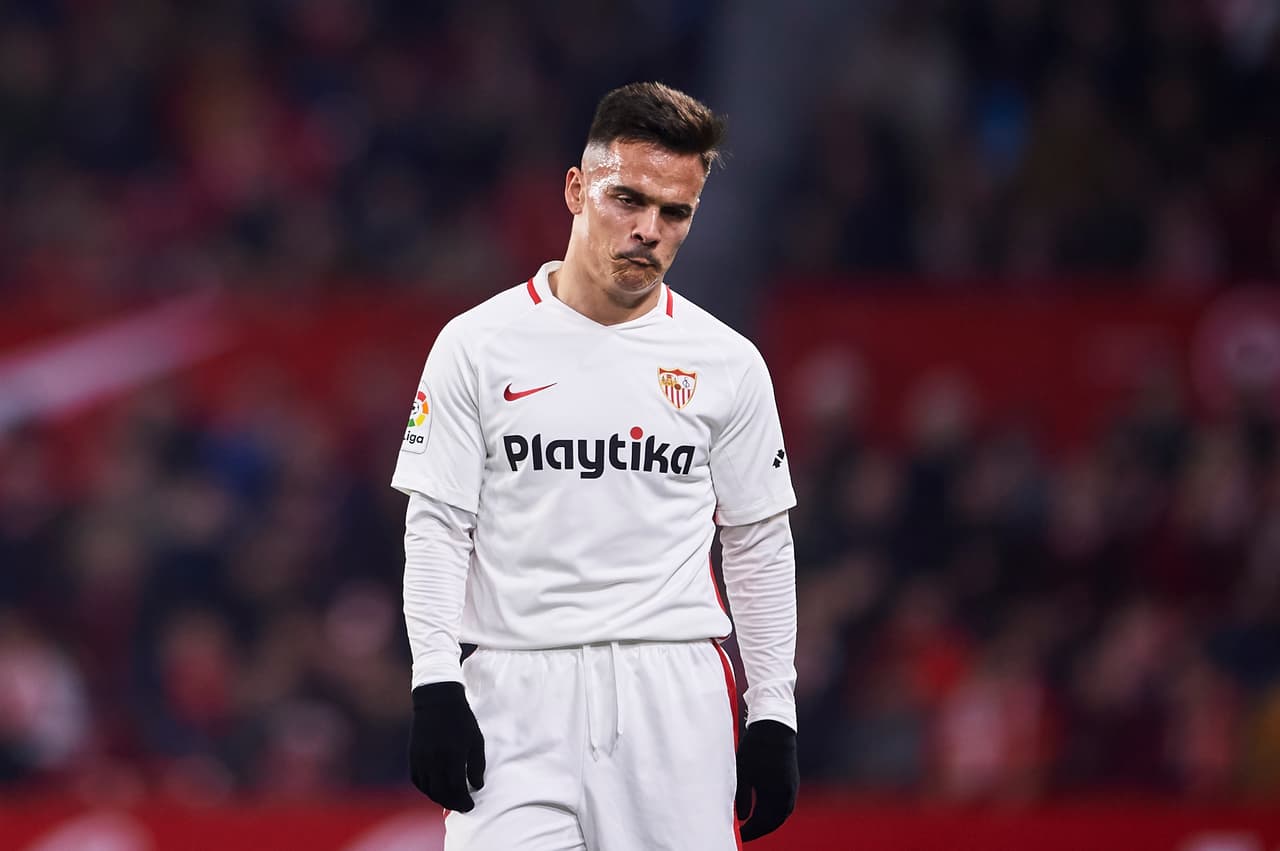 Ambos equipos comenzaron a buscar variantes: Pablo Sarabia, Bryan Gil y Éver Banega entraron en el Sevilla, mientras que Dani García, Muniain e Íñigo Córdoba lo hicieron con el Bilbao. Uno de los que dejó el campo en el local fue Roque Mesa, con una molestia física.