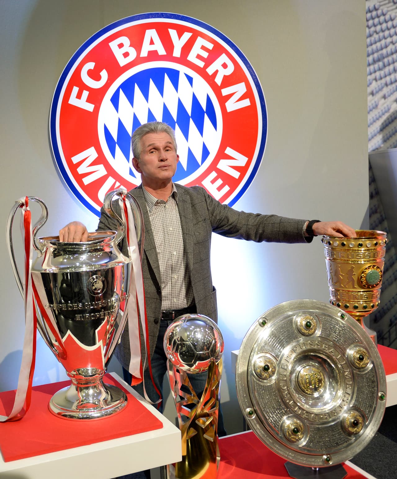 En el 2013, Heynckes logró el triplete que se le escapó a Toppmöller y a Ballack una década atrás: Champions, Pokal y Bundesliga.
