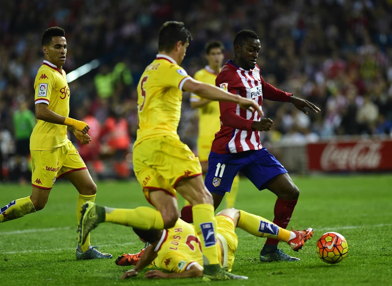 El Atlético de Madrid sufrió de más pero logró vencer por la mínima al Sporting de Gijón en un cierre dramático.