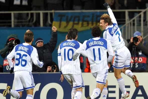 A Schevchenko, ahora en el Dynamo de Kiev, le sigue gustando hacerle goles al Inter.
