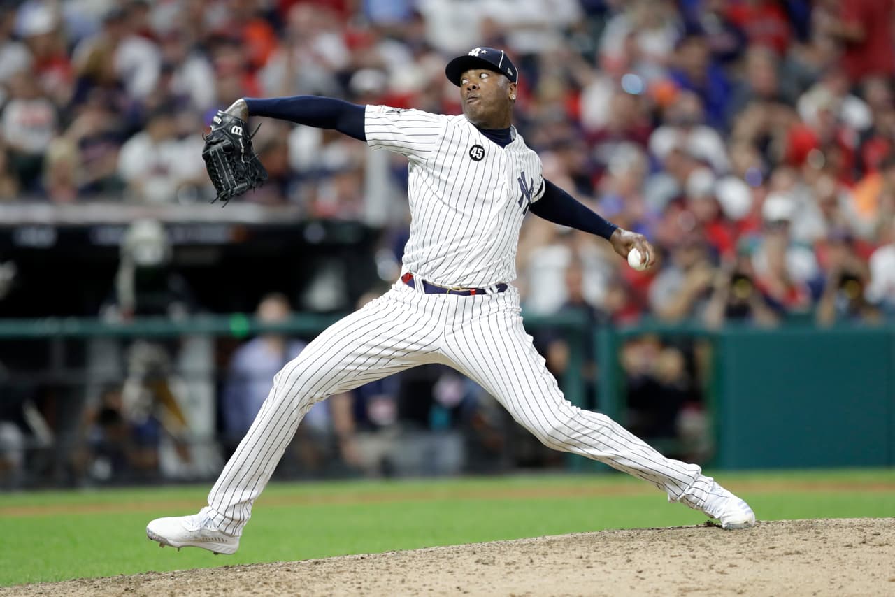 El cubano Aroldis Chapman, se encargó de sacar los tres últimos outs y selló el salvamento para amarrar la victoria de la Liga Americana.