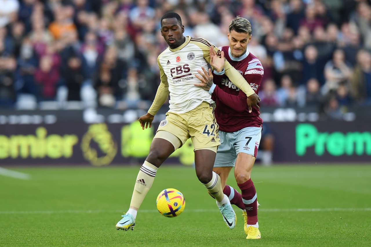 Leicester City sacó tres putos en su visita a West Ham.