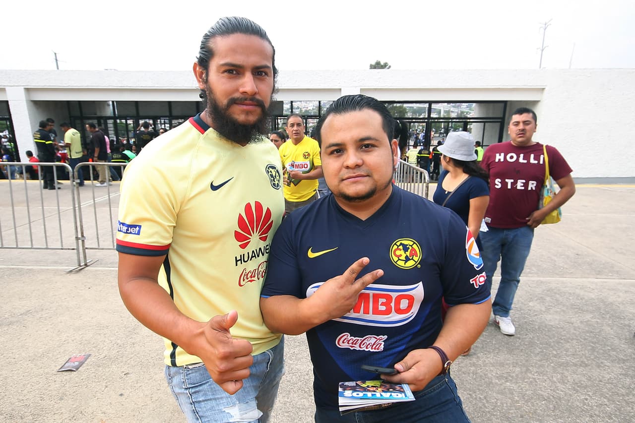 El colorido de la afición en la Jornada 14