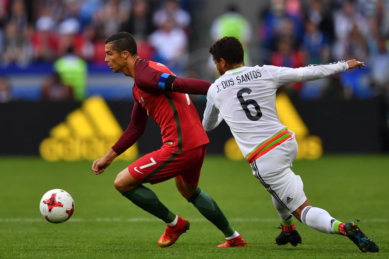 El portugués debutó en el Sporting de Portugal. De ahí, pasó al Manchester United y actualmente milita en el Real Madrid.