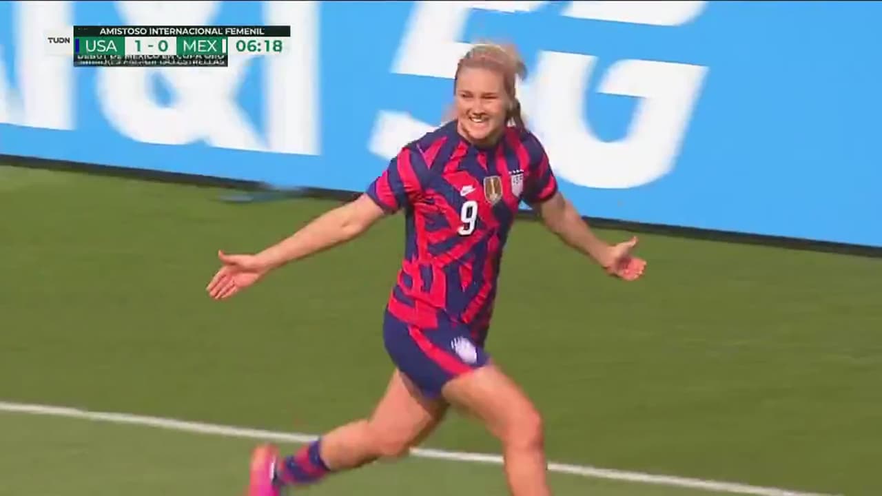 ¡Golazo de Team USA! Lindsey Horan la prende de aire para el 1-0