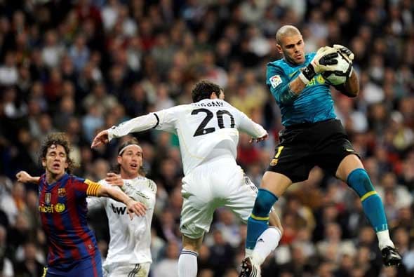 Víctor Valdés respondió bien a los pocos ataques peligrosos del Real Madrid.