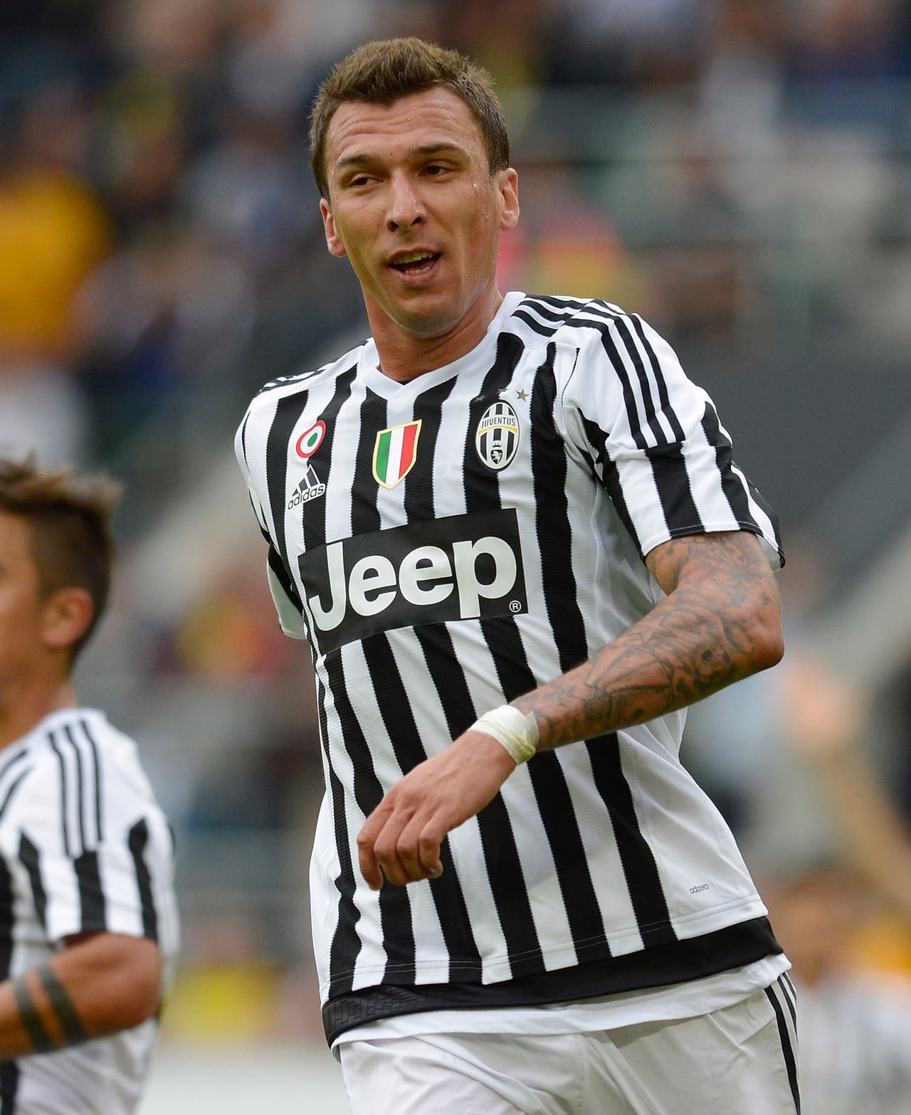 Mario Manduzkic llegó a la Juventus para cubrir el hueco que dejó la marcha de Carlos Tevez. El delantero croata no pudo adaptarse a la Liga española con el Atlético de Madrid y por ello probará suerte ahora en la Serie A de Italia como el referente ofensivo de la Vecchia Signora.