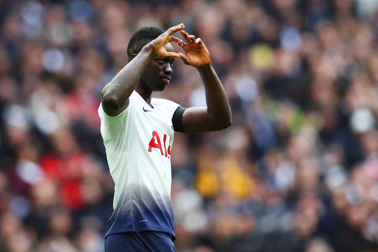 Dávinson Sánchez en Tottenham Hotspur (2017), fichado por 40 millones de euros, unos 44 millones 878 mil dólares.