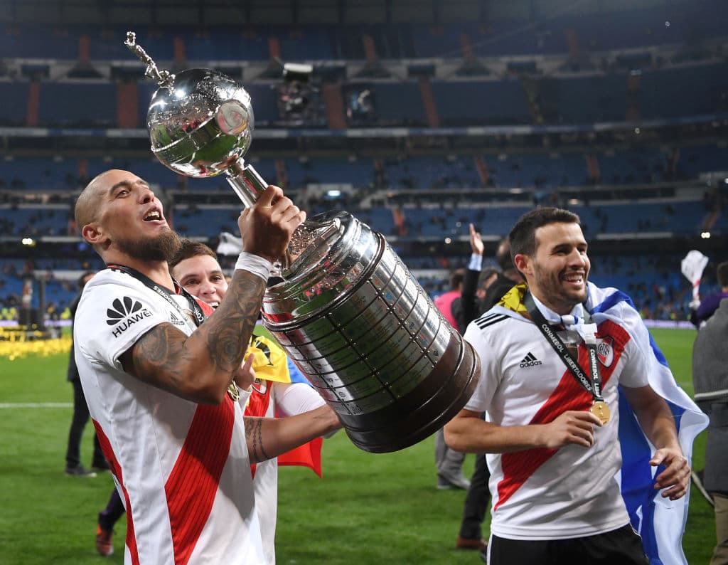Ganador de Copa Libertadores en 2007 con Boca Juniors y en 2015 y 2018 con River Plate, Jonatan Maidana (izquierda) fue confirmado como nuevo refuerzo del Toluca para el Clausura 2019.