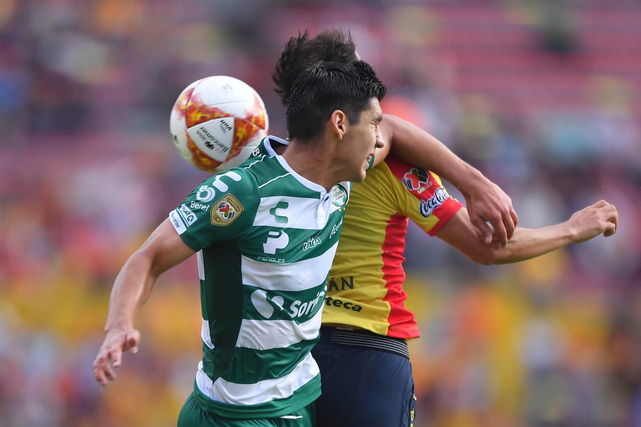 Santos dejó su piel para vender la derrota contra Morelia y se lanzó por el gol.