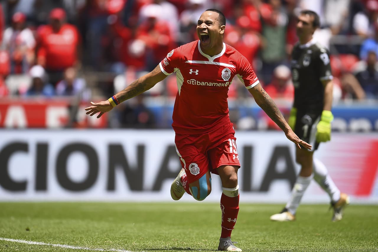 El colombiano Felipe Pardo puso el 2-0 de Toluca al minuto 19 del segundo tiempo.
