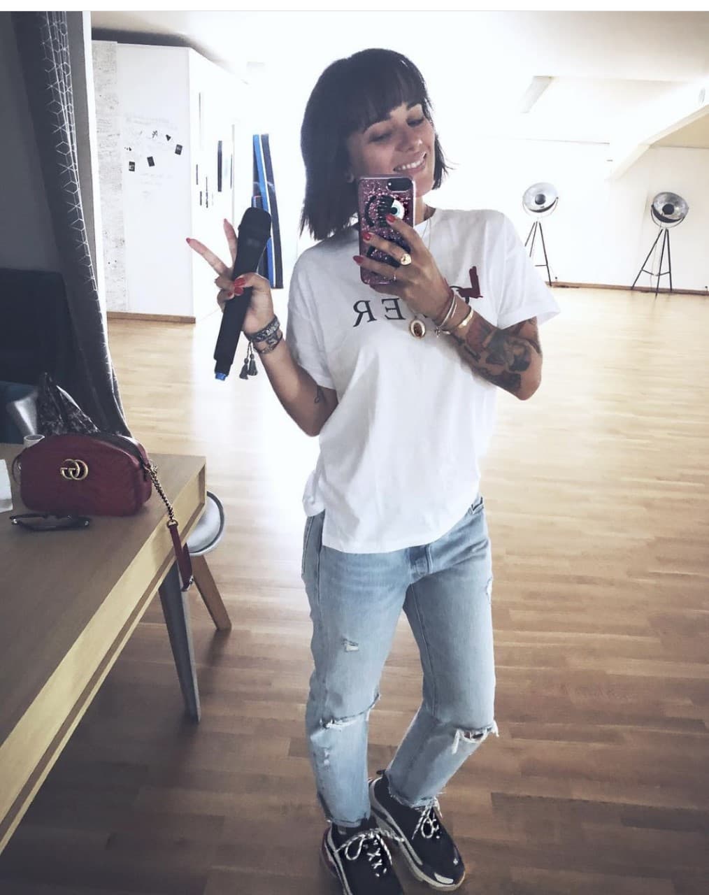 Actualmente la feliz pareja dirige una academia de danza en Ajaccio, Francia.