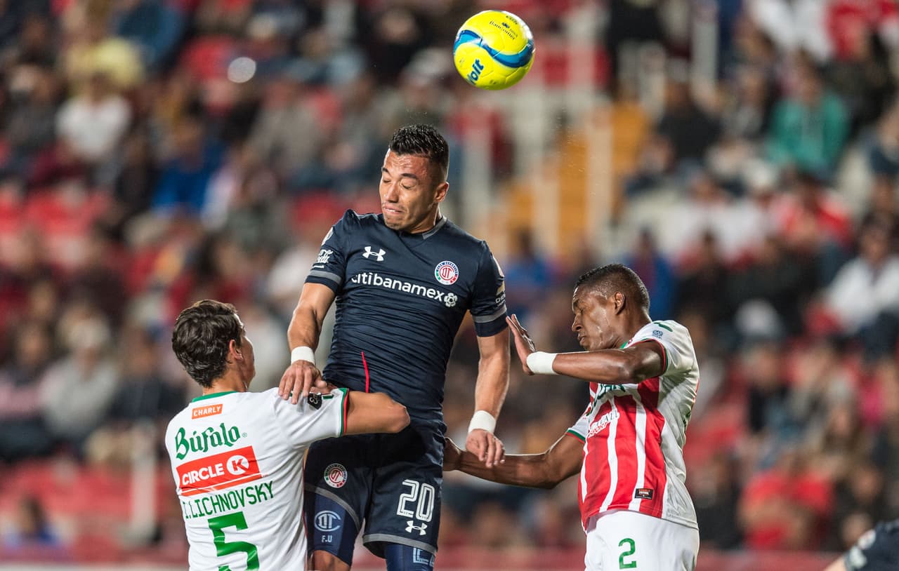 Toluca tuvo mayor control del balón durante el encuetro pero no se generaron jugadas de verdadero peligro durante los 90 minutos.