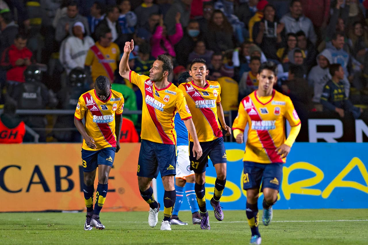 Lo preocupante para Boy y los celestes fue el manejo de partido que tuvieron luego de conseguir la ventaja en el marcador. Al verse cómodos con el 2-1 los cementeros cedieron la iniciativa a Morelia buscando el contragolpe.
