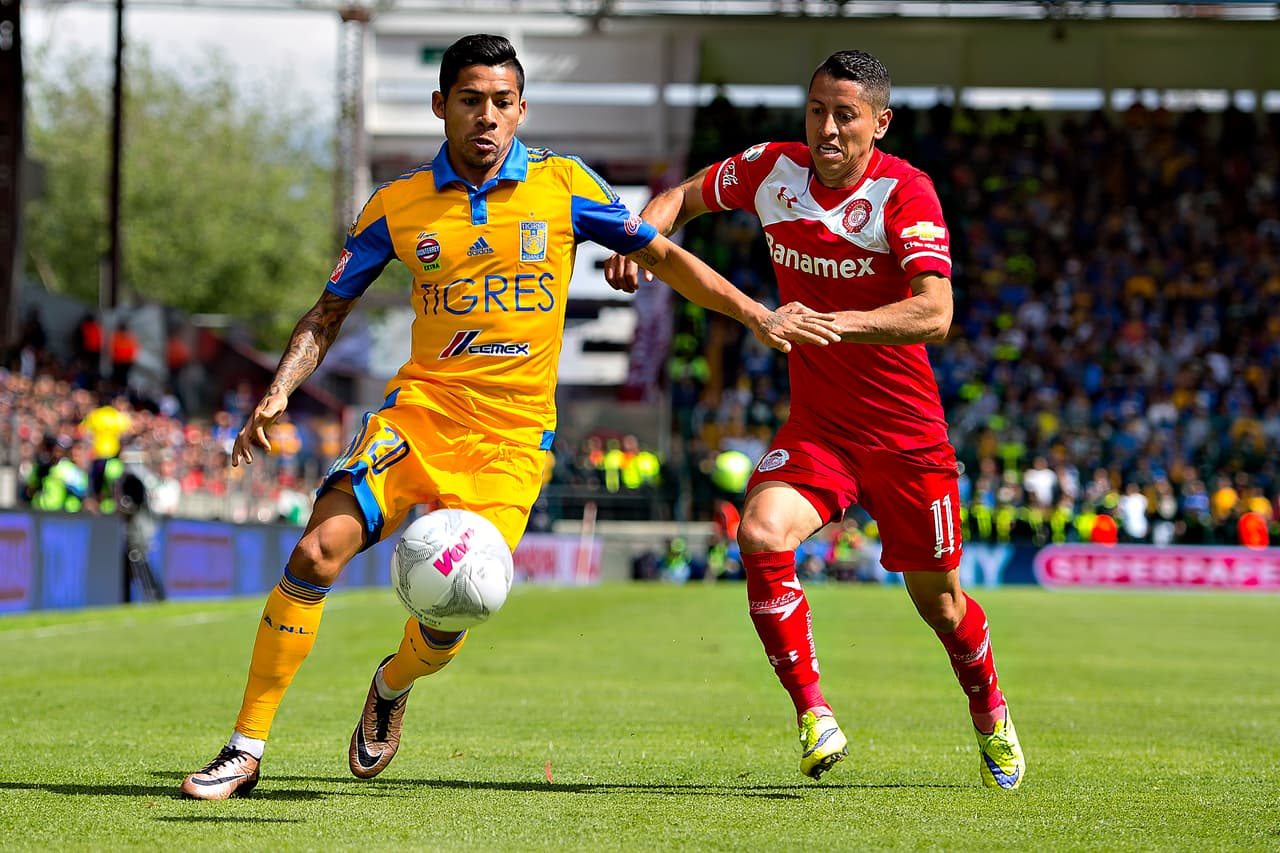 Pero pasa lo mismo que con el otro felino, la base de jugadores es la misma de hace varios torneos por lo que no es pretexto la falta de funcionamiento entre sus líneas.