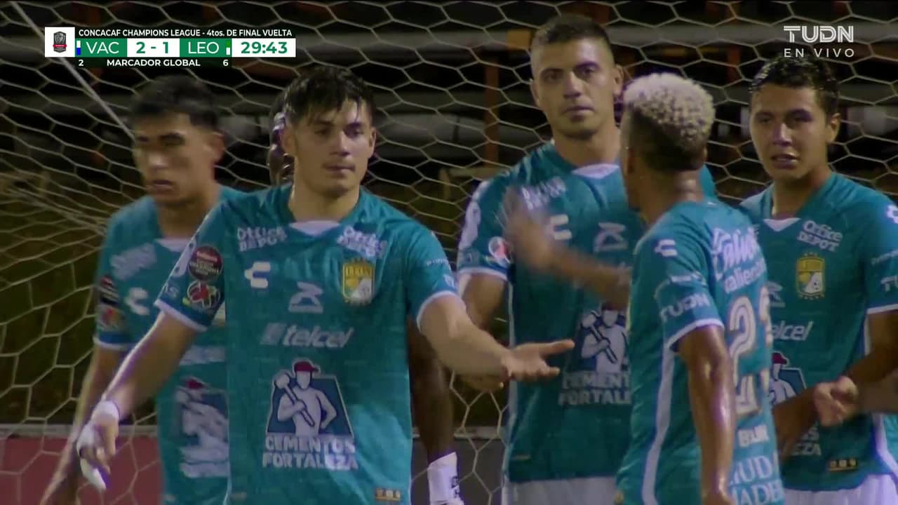 ¡GOL!  anota para León. Brian Rubio