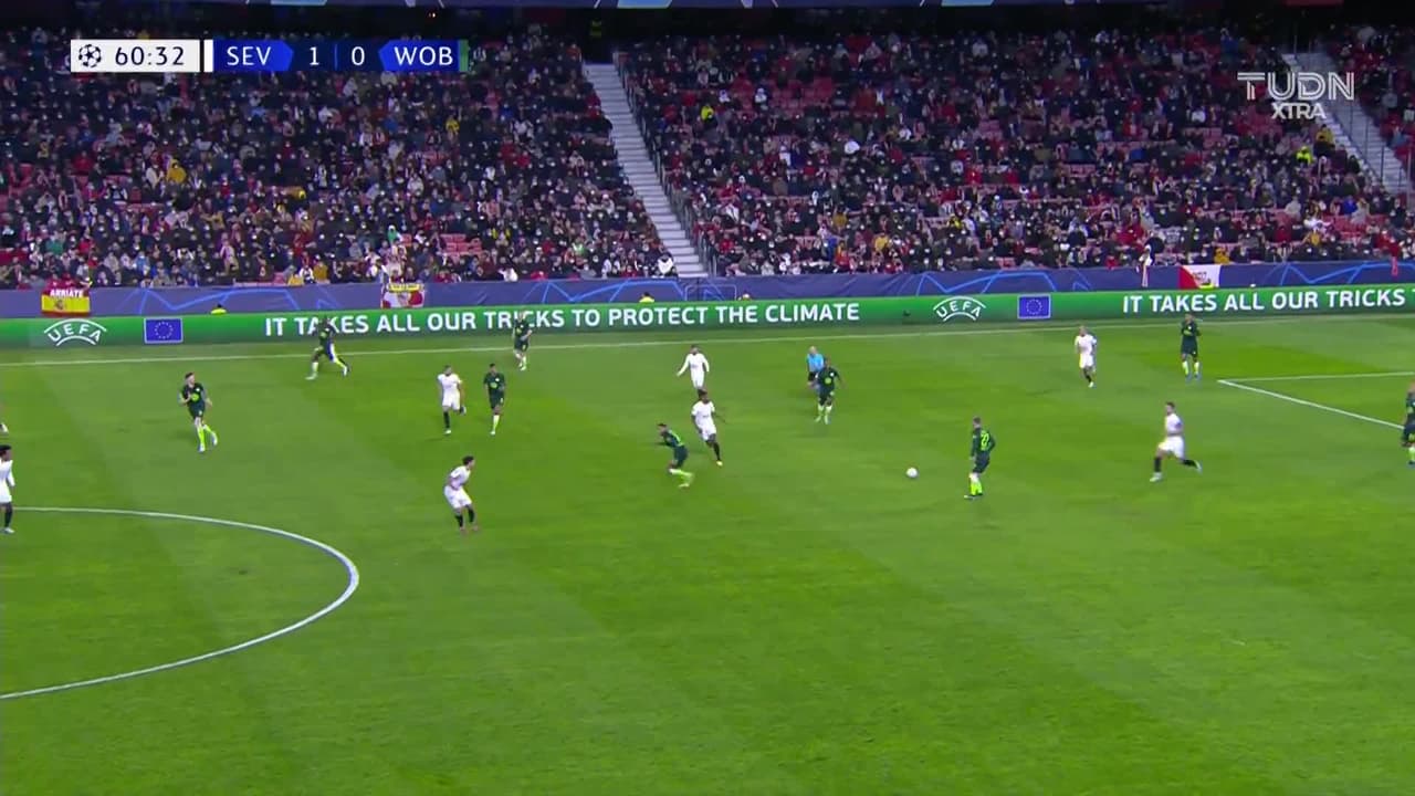 ¡TIRO ATAJADO! disparo por Alejandro Gomez.