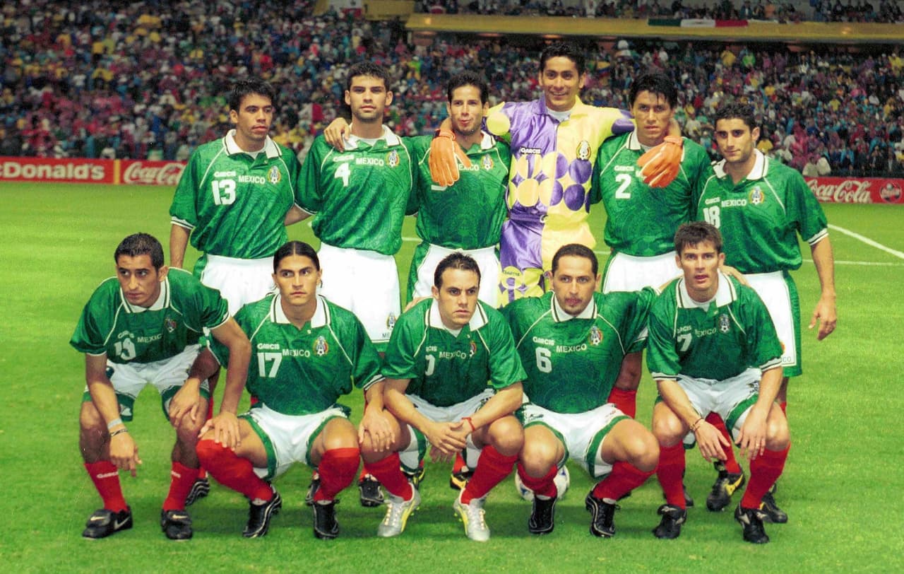 El equipo campeón de México en la Copa Confederaciones de 1999 fue un trampolín para muchas de estas figuras, otras apenas continuaron sus carreras a nivel local y algunas tuvieron un triste final. Así fue el camino de cada uno de los 20, uno a uno por su número de playera.