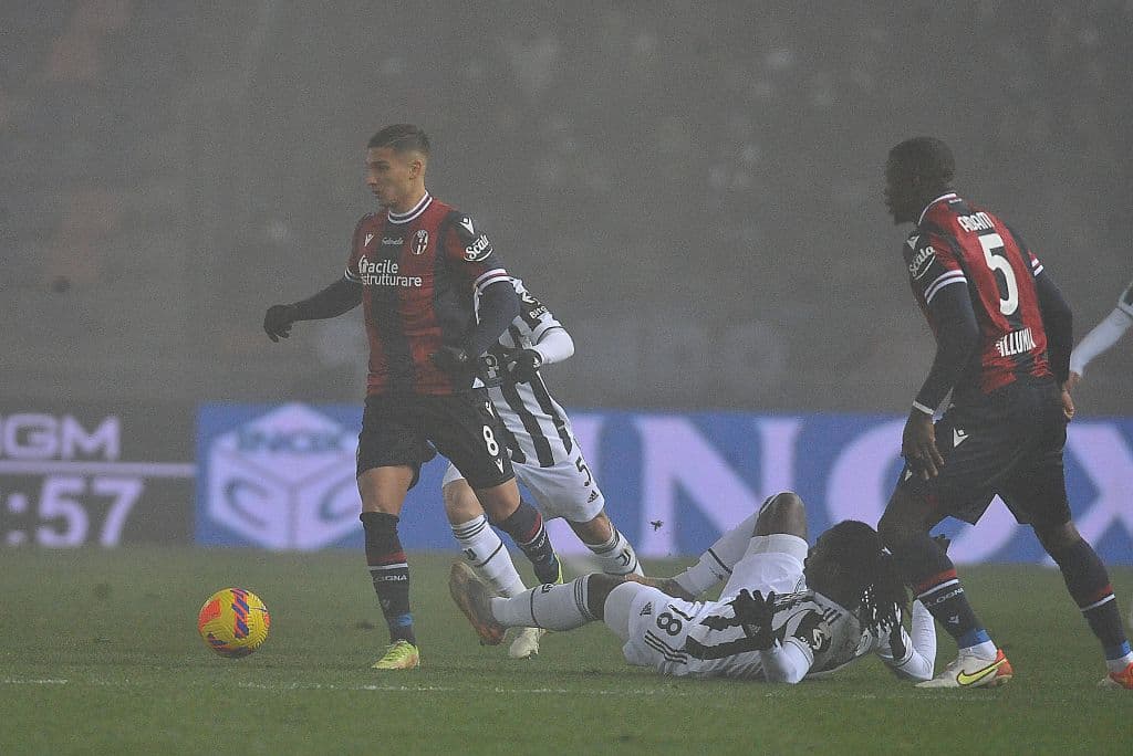 La Roma visitó al poderoso Atalanta, mostró su futbol y los golearon 1-4, mientras que la Juventus salió victoriosa 0-2 en su visita al Bologna.