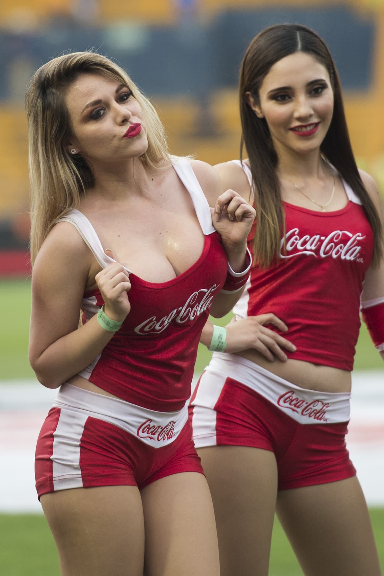 Las porristas le dieron un toque de sensualidad diferente a los partidos de la segunda jornada de los cuartos de final en el Clausura 2018 en la Liguilla de la Liga MX.