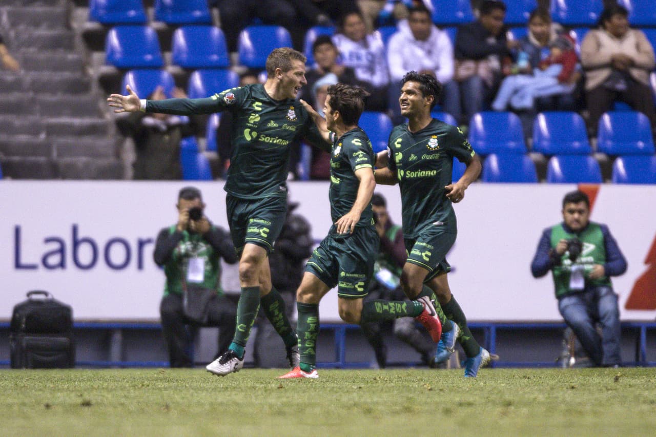 Con gol del Polaco Menendez al minuto 90+5, Puebla empata y rescata un punto en casa.