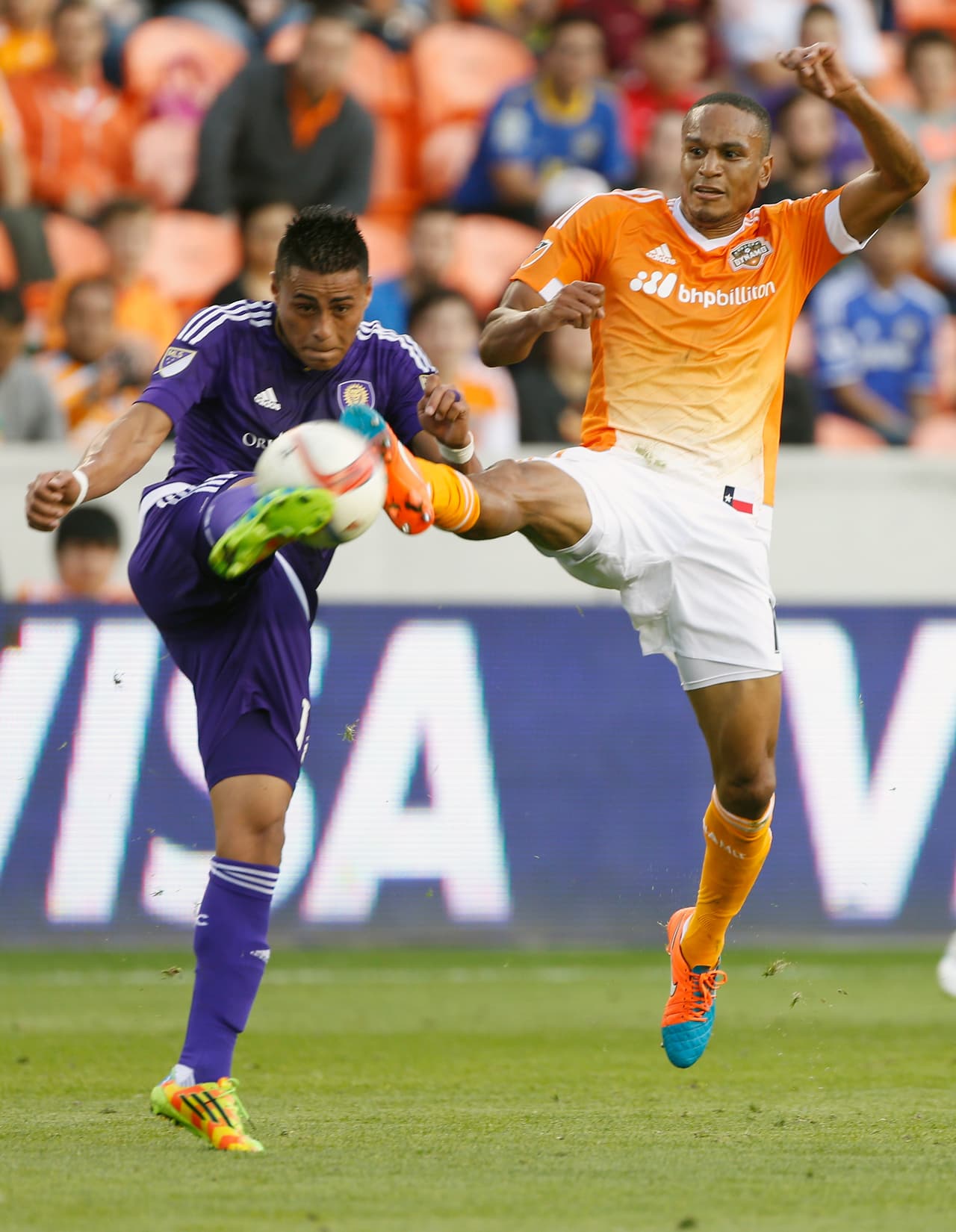 Con respecto al jugador latino del torneo, fue el jugador salvadoreño Darwin Cerén sobre quien recayó el honor. También fue nombrado mejor jugador del año de Orlando, en ambos premios se impuso a su compañero Kaká.