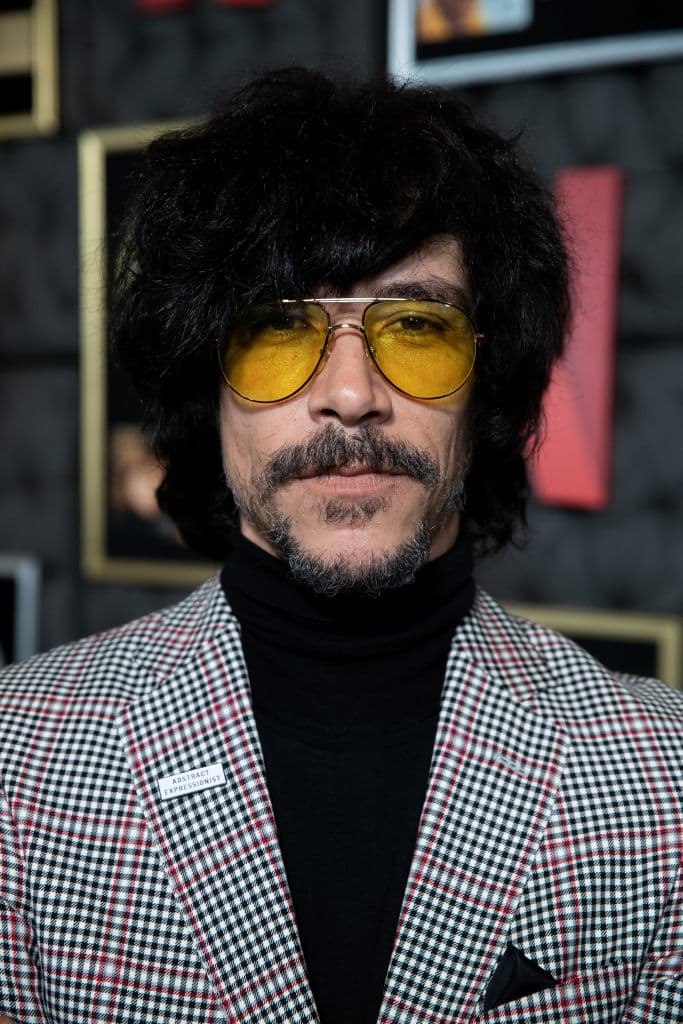 Ha pasado ya mucho tiempo desde que terminó la primera temporada y los fanáticos mueren por saber qué pasó con Marcela, la madre de Luis Miguel.