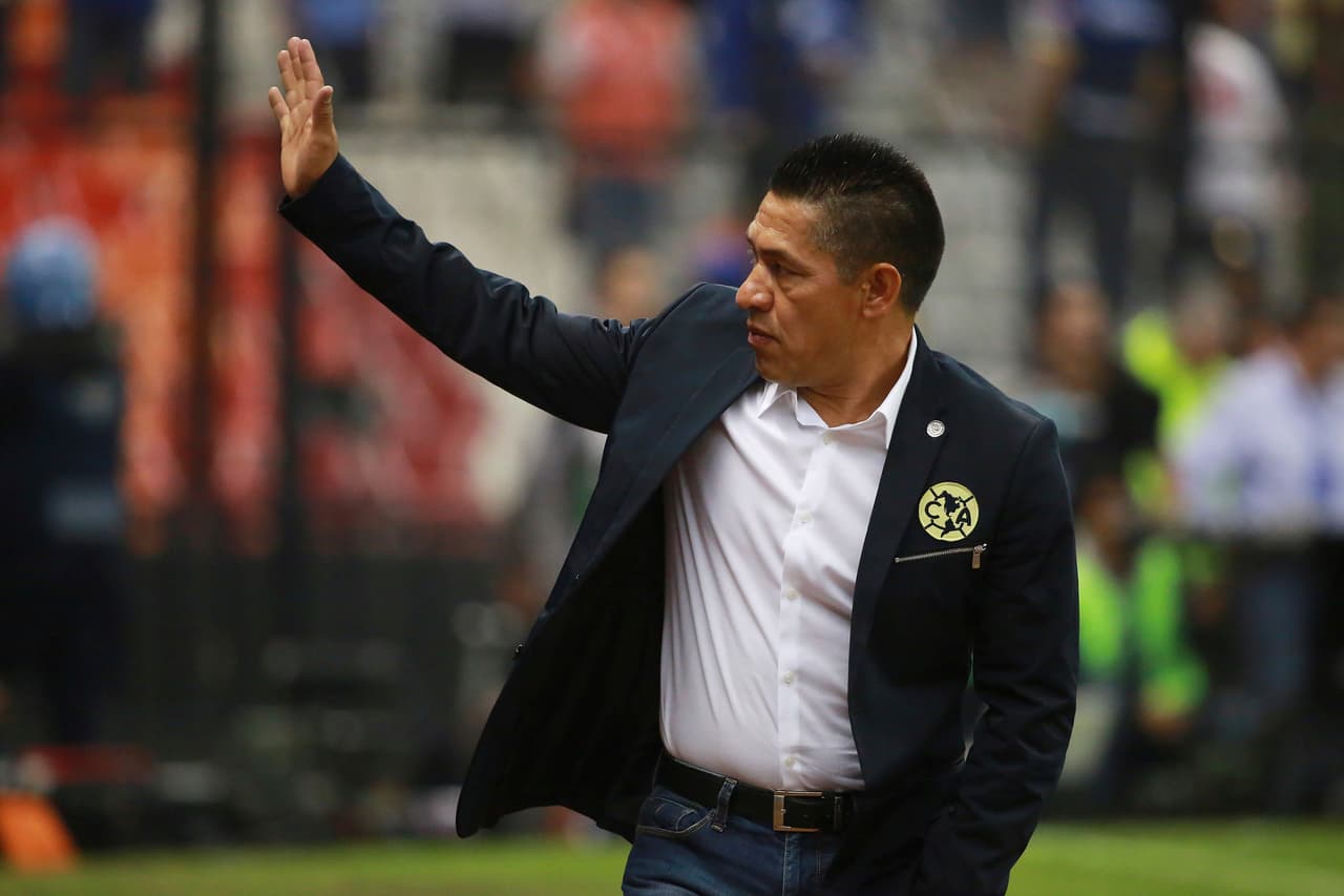 América no está viviendo el Centenario que tenían planeado, la inconsistencia de juego y los resultados en casa no han sido los mejores, por ello necesitan emprender una búsqueda minuciosa y acertada de su nuevo estratega.
<br>