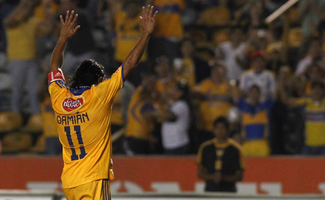 El siguiente en la lista fue Damían Álvarez, que en el 2010 pasó de Pachuca a los Tigres por una cifra cercana 4 millones de dólares. Aún se mantiene en el equipo.