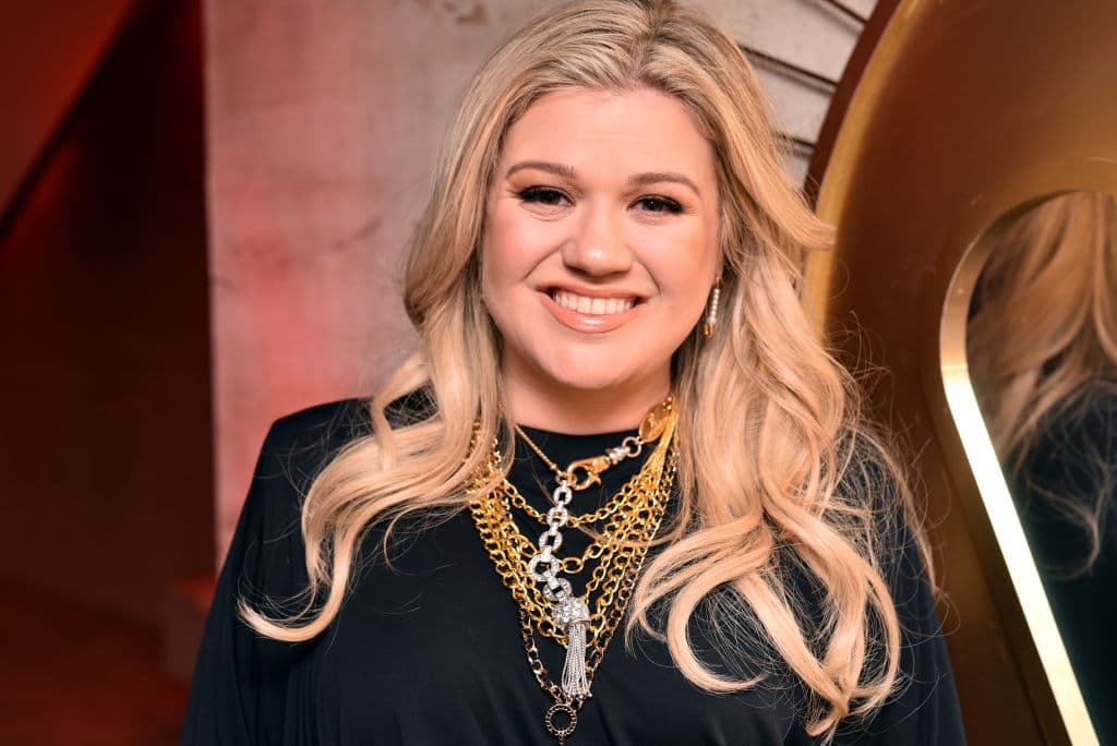 Kelly Clarkson habló sobre su propia batalla con la depresión durante una conversación en junio de 2020: "He sufrido de depresión".