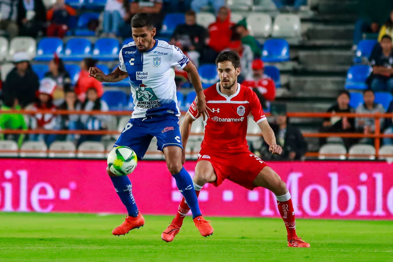 A pesar de la derrota por dos anotaciones del conjunto escarlata, apretó en media cancha y emparejó el trámite del encuentro.