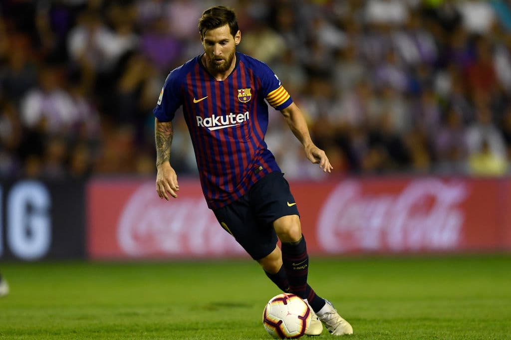 <b>Delanteros:</b> Lionel Messi comparte calificación como el mejor atacante con valoración de 94.