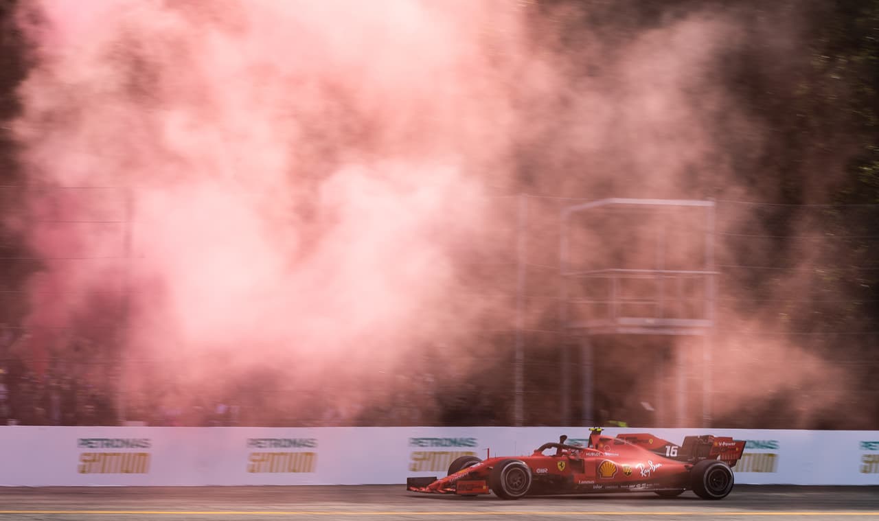 El Scuderia Ferrari SF90 de Leclerc es campéon.