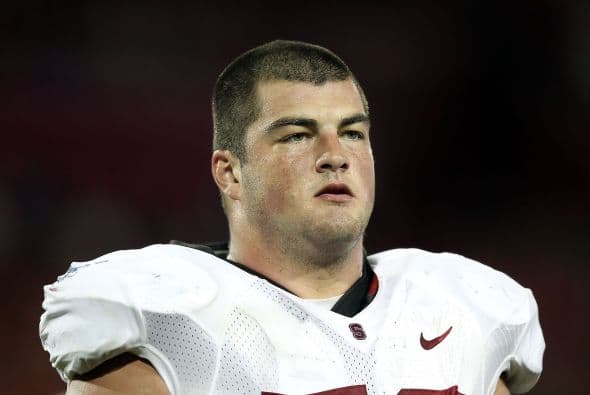 1. David DeCastro - Stanford - Edad 22 años - Estatura 1.96 m (6'5") - Peso 143 kg (316 lb)