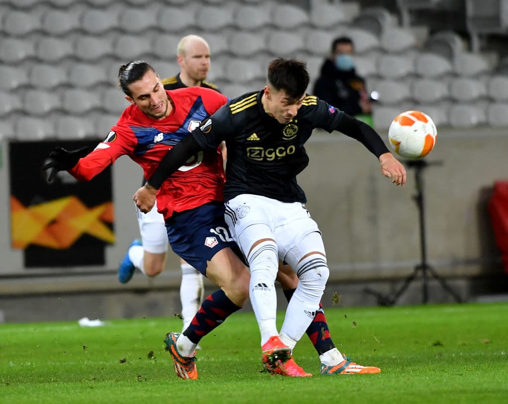 Timothy Weah (72’) adelantaba al conjunto francés; en la recta final del juego, Dusan Tadic (87’) marcó desde los once pasos para conseguir el empate y Brobbey (89’) dio la vuelta al marcador. El mexicano participó todo el encuentro. La vuelta se jugará el próximo 25 de febrero.