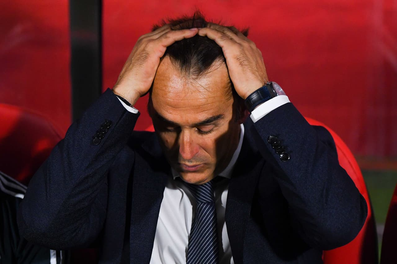 Sin embargo, las cosas que no inician bien tampoco terminan bien. Julen solo dirigió 14 partidos como entrenador Merengue y, más allá del rendimiento, lo que sacó de casillas a la afición fue el estilo de juego.