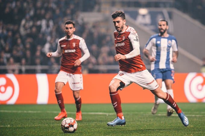 Con gol de Paulinho al minuto 90+5, Sporting Braga se proclama campeón de la Copa de la Liga.