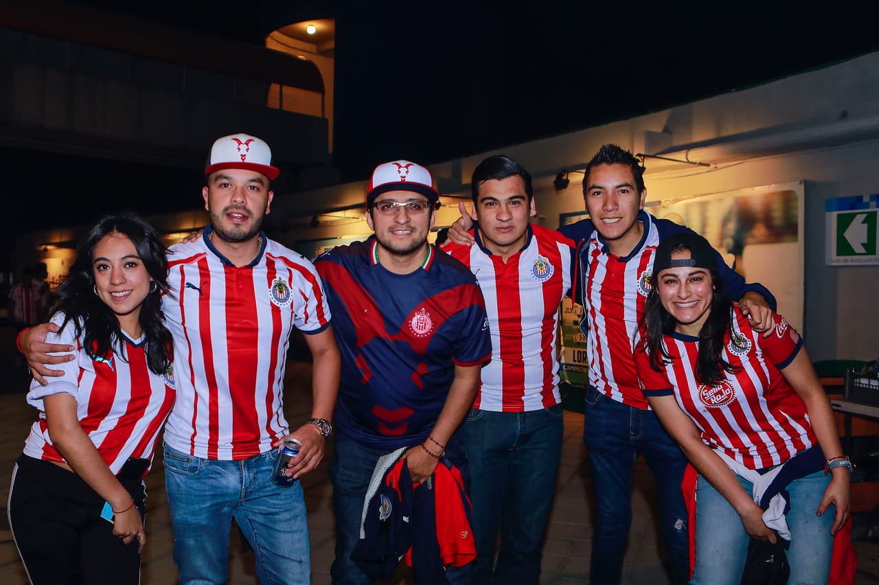 Los fanáticos de Chivas listos para el juego contra Pachuca por el 
<a href="https://www.univision.com/deportes/futbol/liga-mx/*">Clausura 2019</a>.