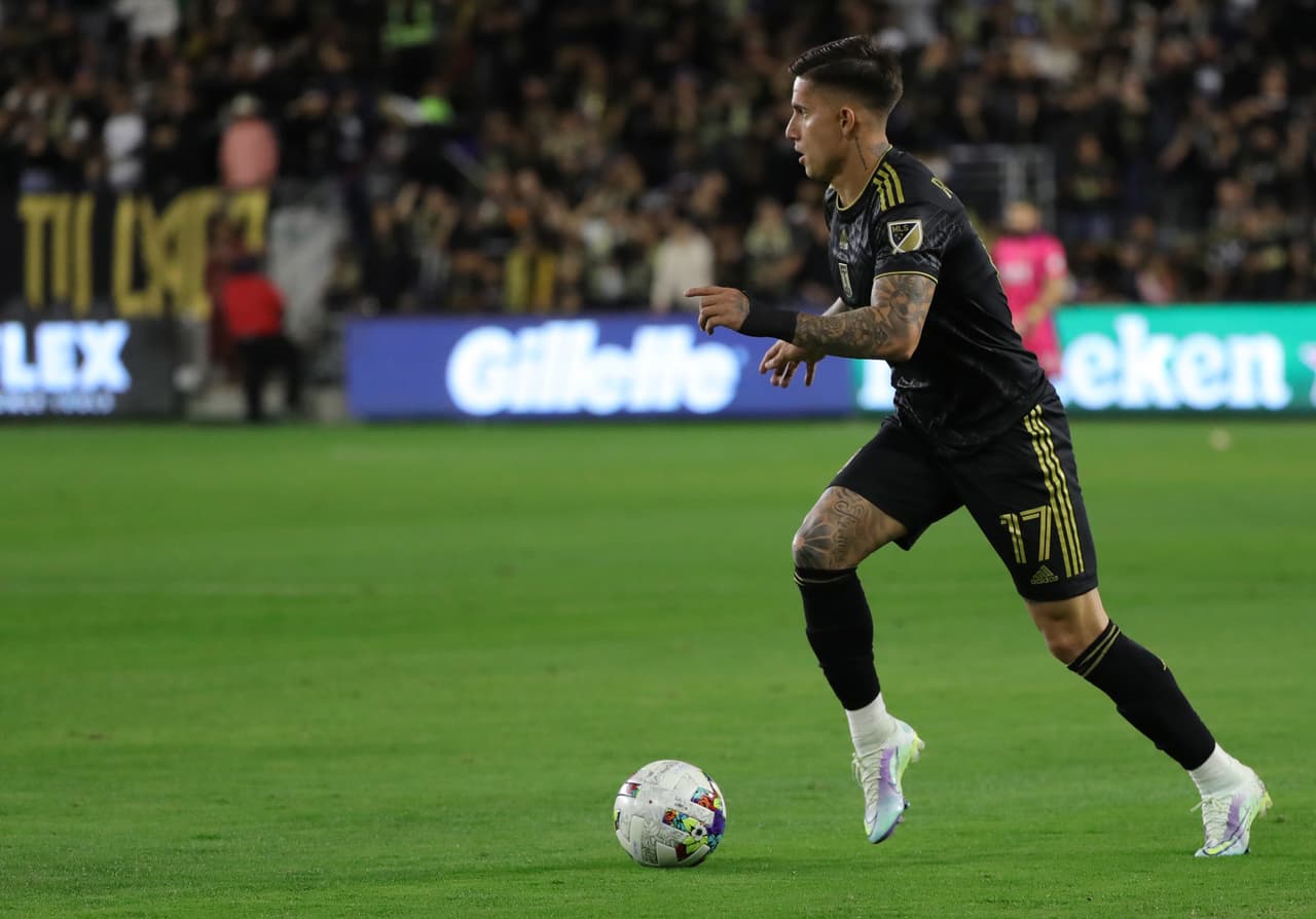 Mediocampista - BRIAN RODRÍGUEZ (LAFC)
<br>