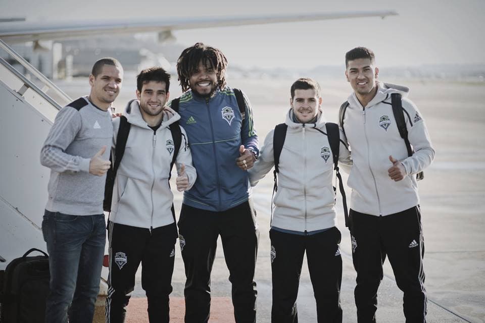 Una ola de color 'verde esperanza': Seattle Sounders llegó a Toronto repleto de confianza