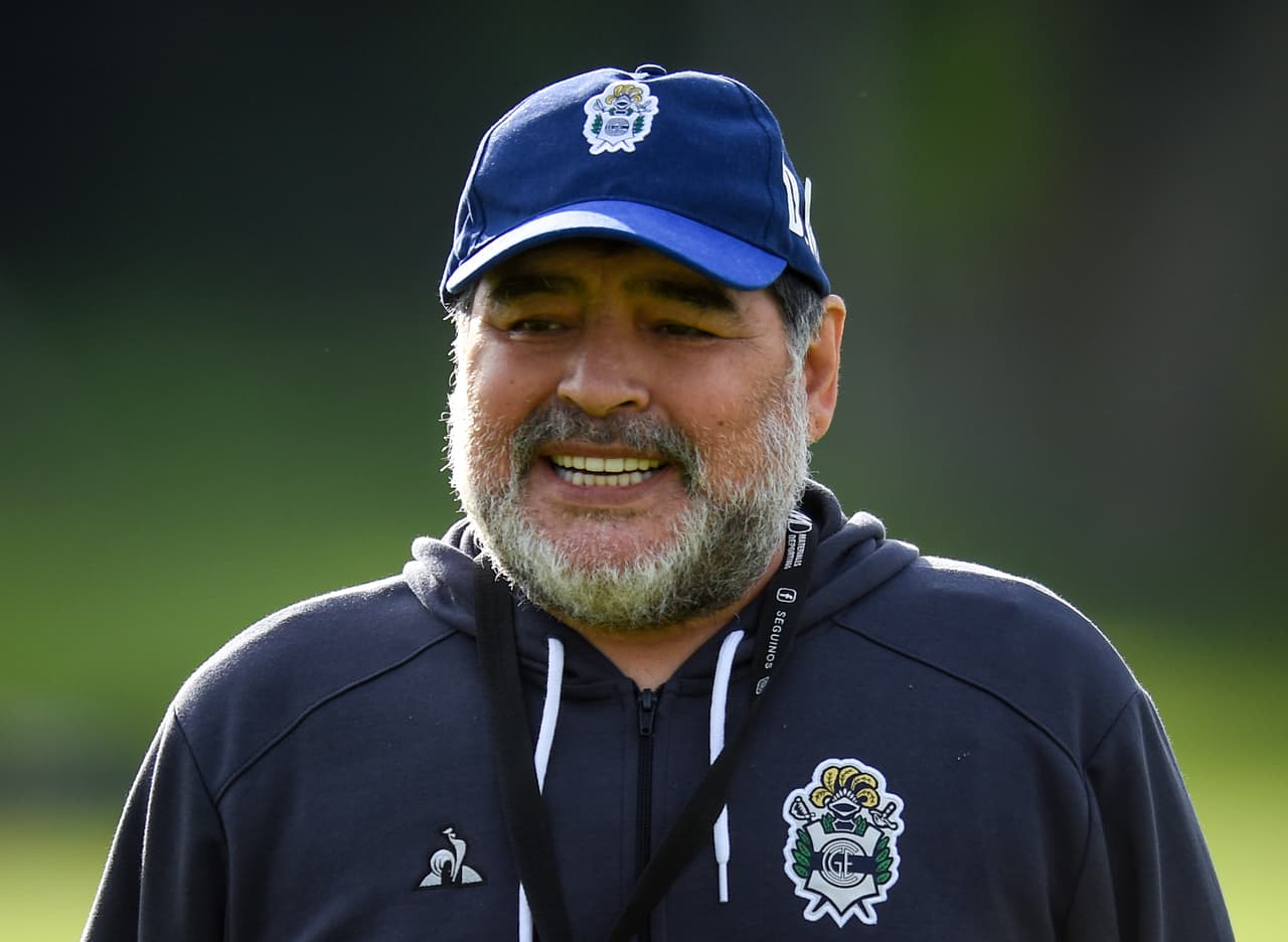 Disputó cuatro copas mundiales: 1982, 1986, 1990 y 1994; fue campeón del mundo en 1986. Alo largo de su historia logró tres Ligas, dos Copas, dos Supercopas y una Copa de Liga; una Copa de la UEFA, y una Copa Mundial.