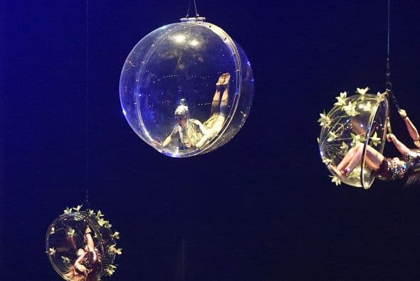 Los XVII Juegos Panamericanos quedaron inaugurados con una espectacular ceremonia y el desfila de las 41 naciones que participaran en Toronto, Canadá.