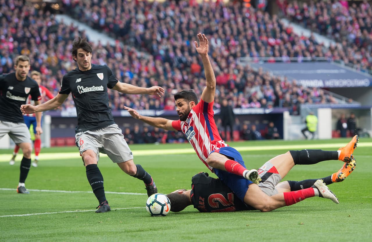 Además del gol anotado por Costa, el delantero fue parte de una polémica jugada en la que pareció ser derribado en el área rival aunque no se marcó el penal.