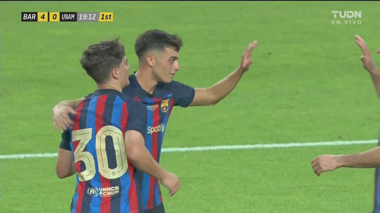 ¡Vaya lujo de Lewan! De taquito asiste a Pedri para el 4-0 del Barça