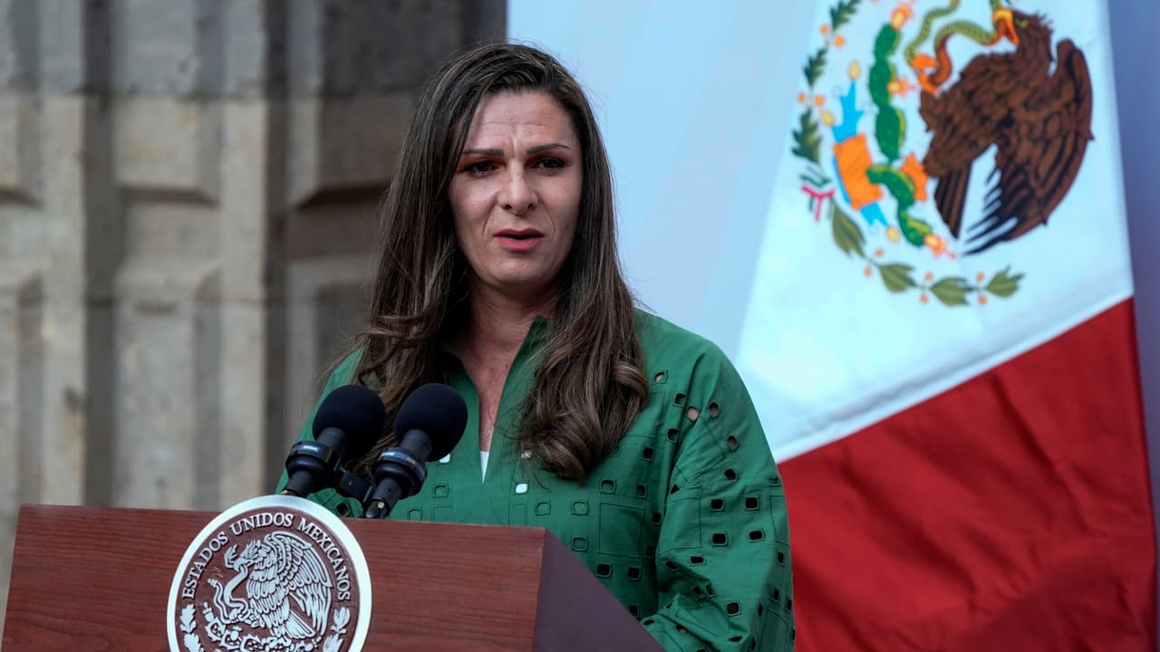 Ana Guevara pide a atletas ser más “ambiciosos” para ganar más medallas