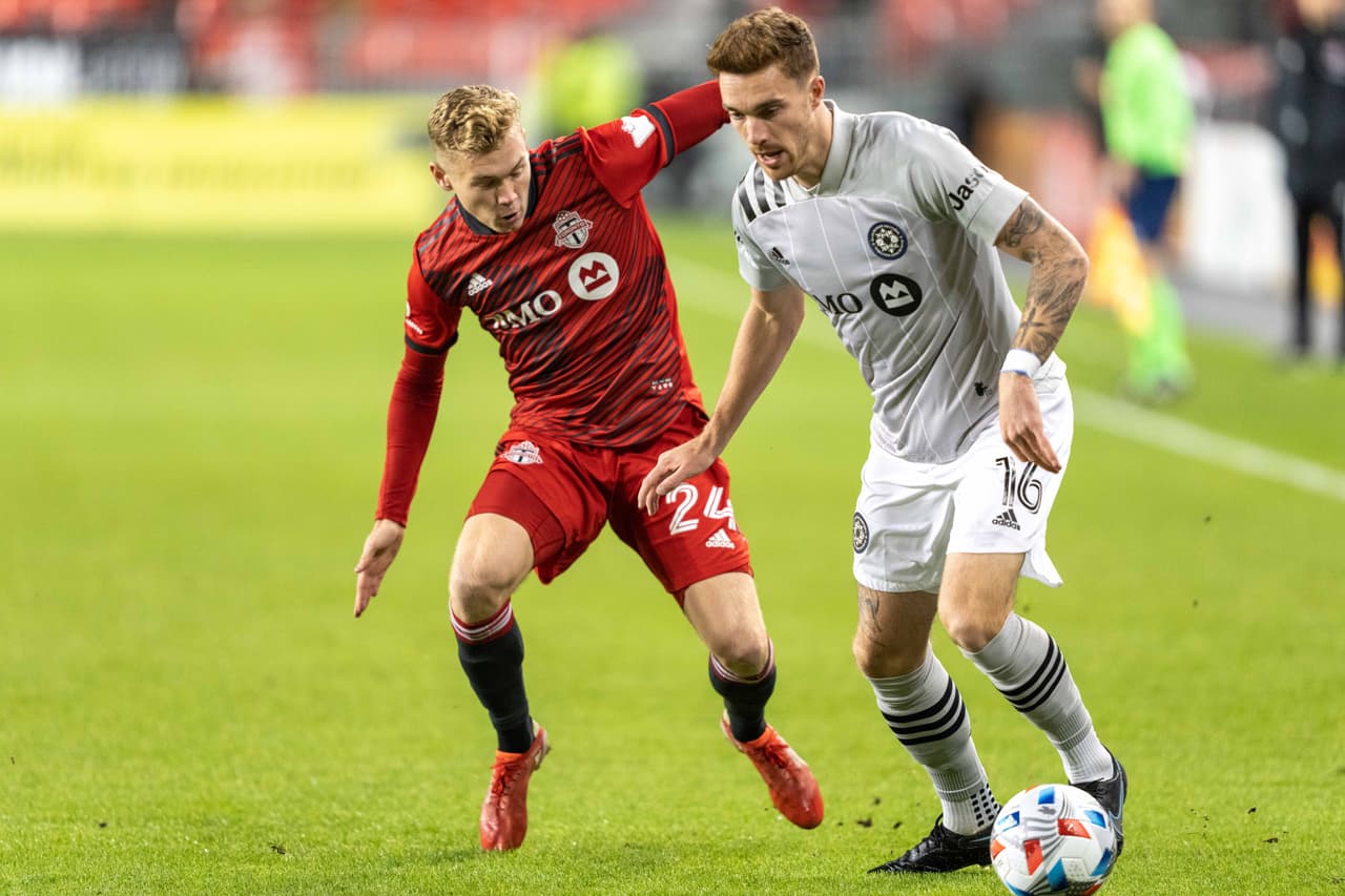 El marcador complicó bastante a Montréal, que temporalmente quedó fuera de posiciones de entrada a la postemporada.
<br>