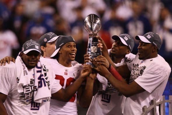 Cada uno de los Giants dieron su mejor esfuerzo, por lo que querían tomar el trofeo. ¡Bien merecido!