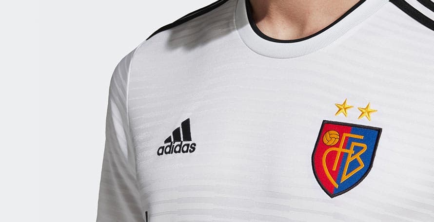 <b>F.C. Basel <i>(Away) - </i></b>Suiza